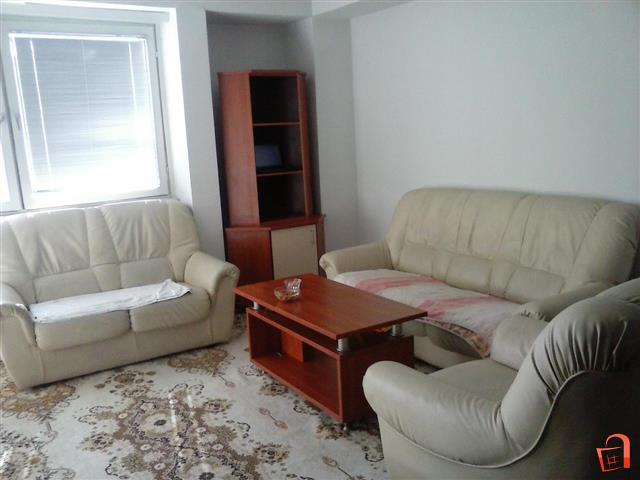 For rent a nice spacious apartment 75m2 in Taftalidze
