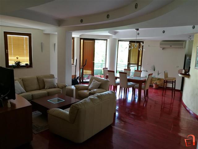 For rent luxury furnished apartment at the beginning of Crniche