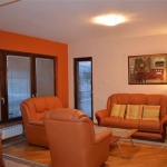 Extra discount Apartment 3 bedrooms in Crnice