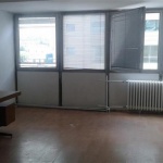 For rent offices 33 14 and 12m2 in Center