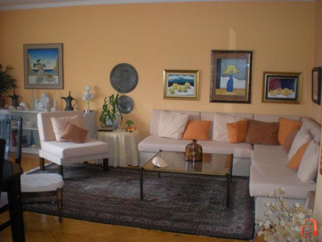 For rent a furnished apartment in Aerodrom
